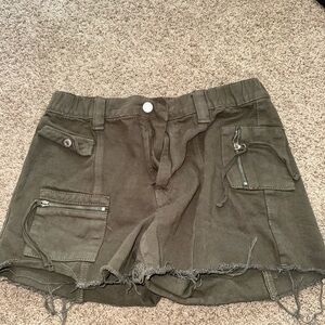 PacSun High Rise Cutoff Cargo Short Army Green